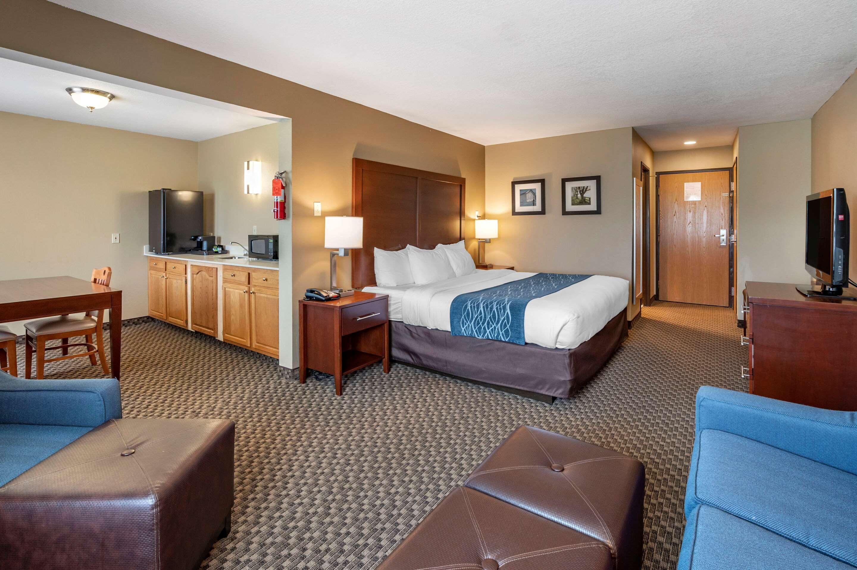 Comfort Inn&suites Napoleon